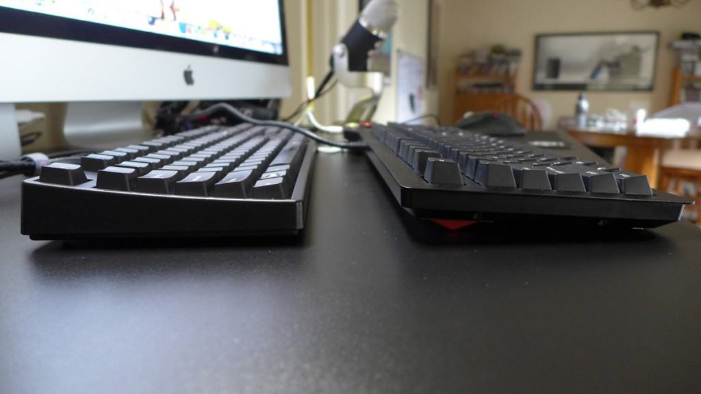 Filco Majestouch 2 vs Das Keyboard 4: Side View